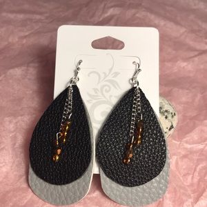 Lightweight leather earrings, Black and Gray, beaded
